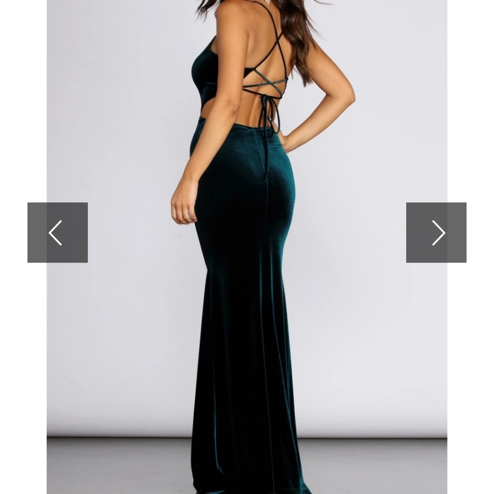 Evening Gown - Picture 2 of 7